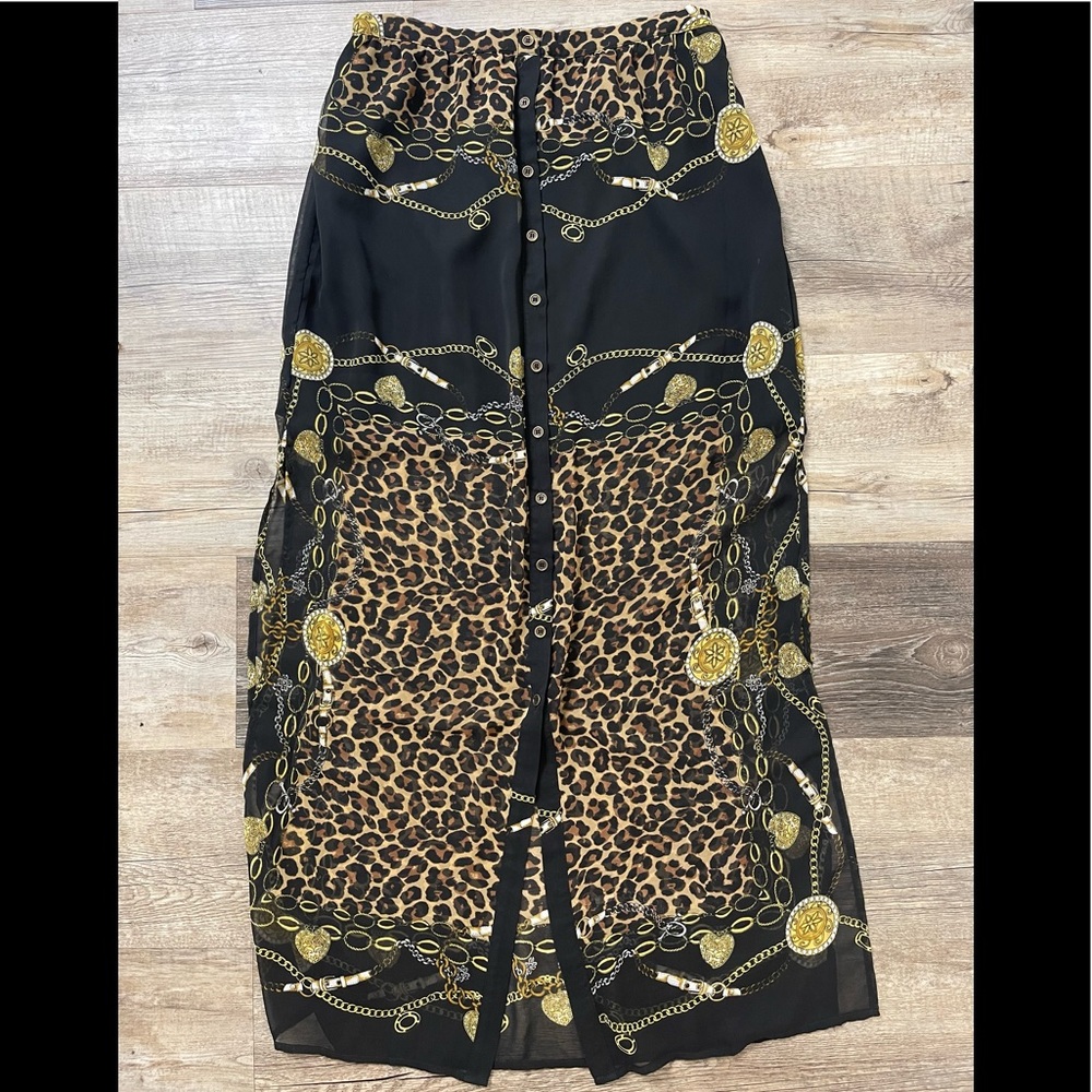 Sweet Rain Women’s Animal Chain Print Black Gold long Skirt  Sz (M)